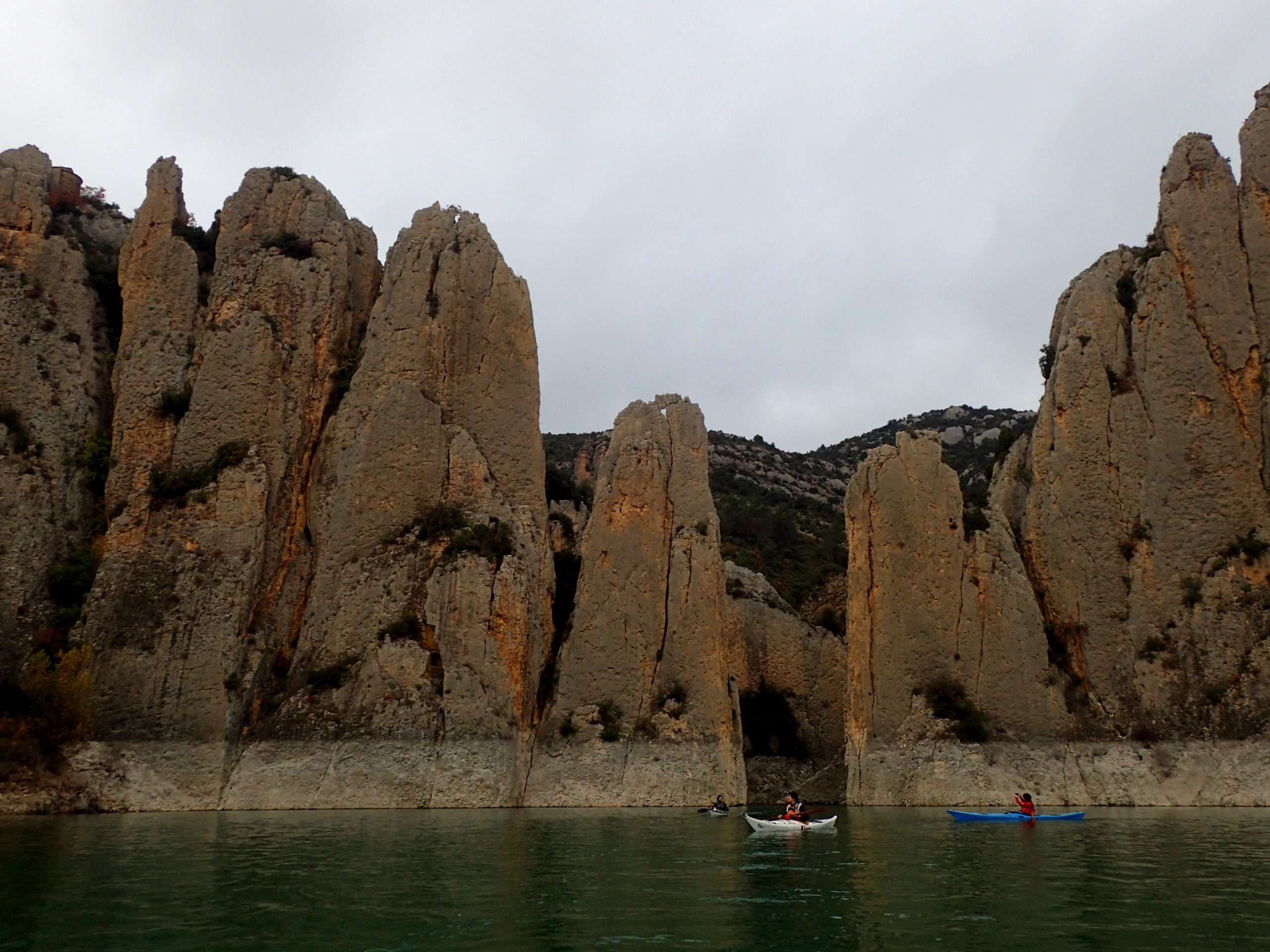 kayak experiencie a Finestres per deltaventur i kayakebre
