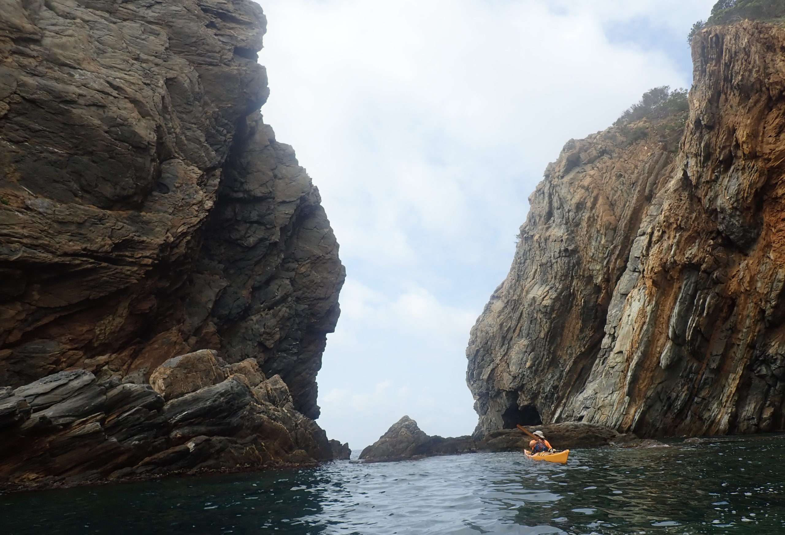 kayak experiencia amb deltaventur i kayakebre, van visitar el indret de cap de creus