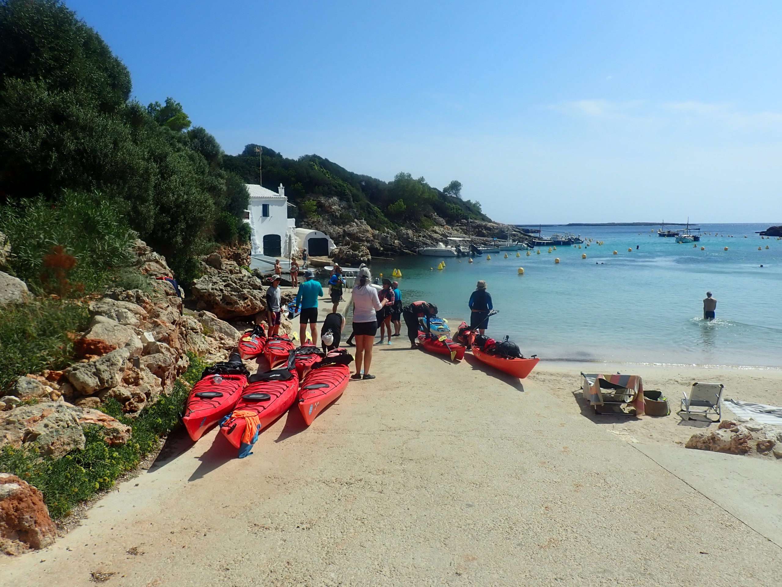 volta menorca en kayak per kayakebre i deltaventur