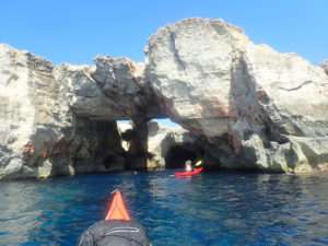 volta menorca en kayak per kayakebre i deltaventur