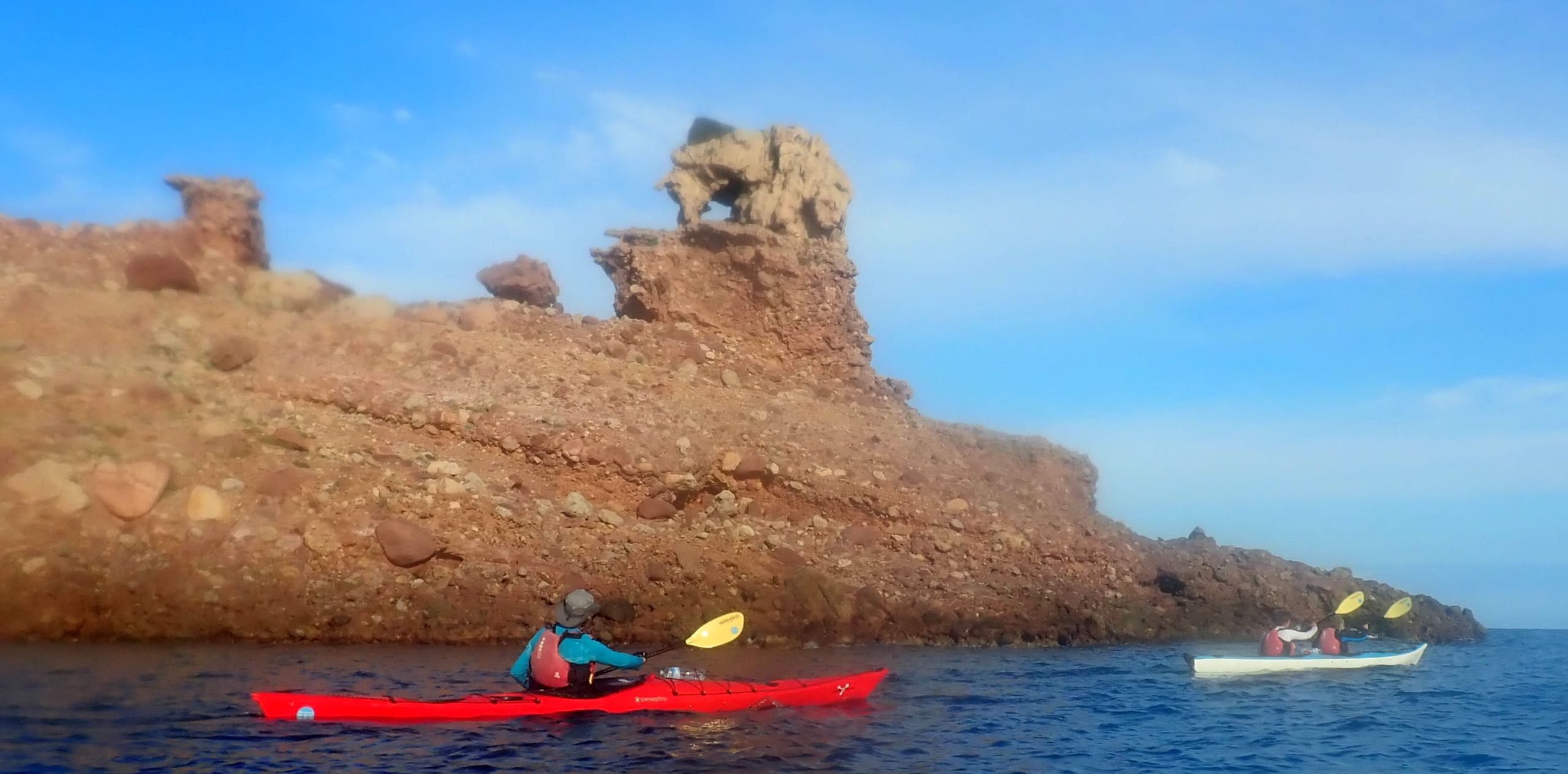 menorca en kayak per deltaventur i kayakebre