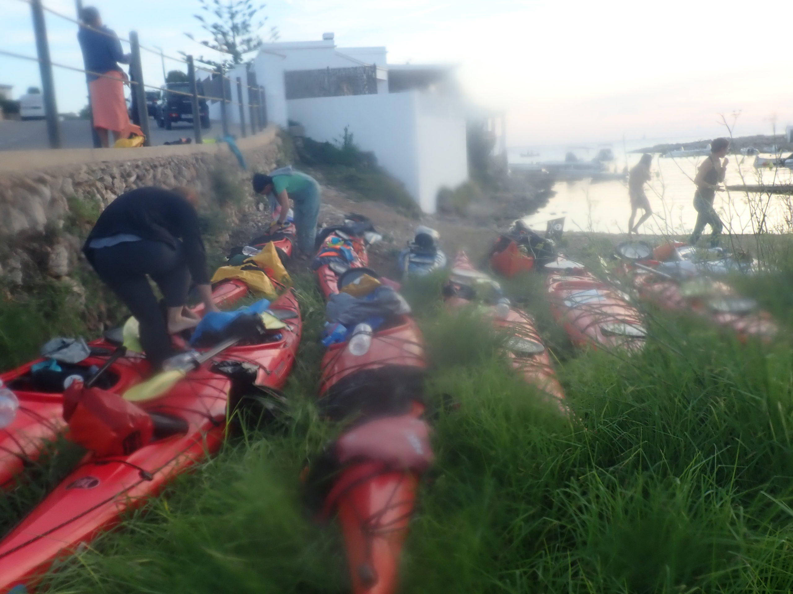 arribada en kayak a na macaret per deltaventur i kayakebre
