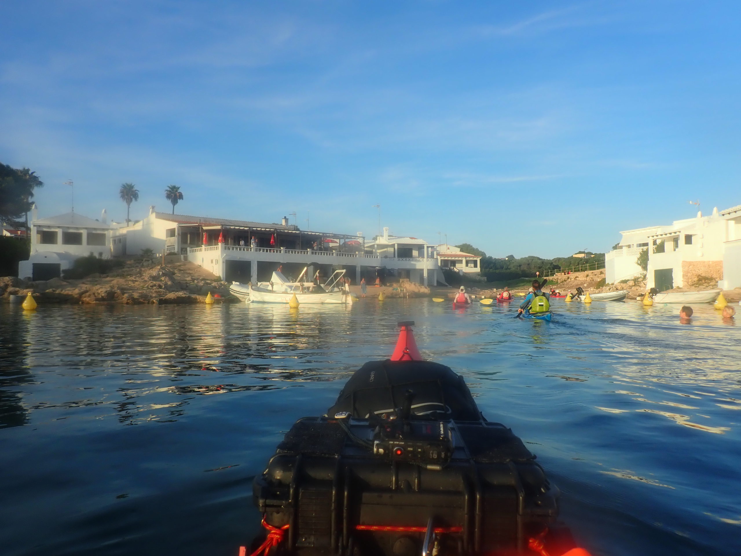arribada en kayak a na macaret per deltaventur i kayakebre